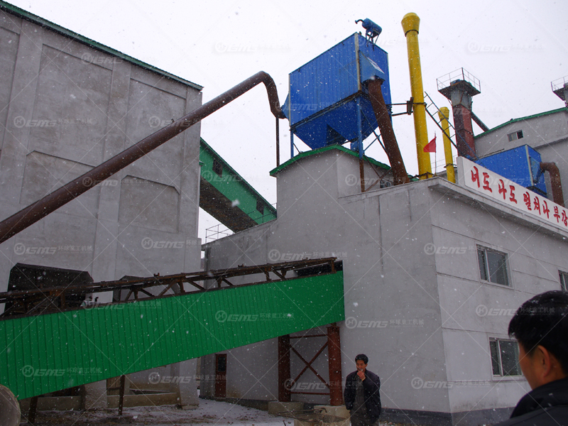 機立窯水泥生產線現(xiàn)場實拍.jpg